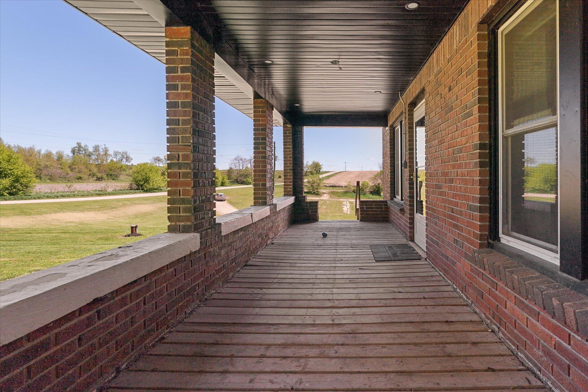 E7155 Traastad Road Franklin, WI 54665 - Photo 11 of 41 Front Porch