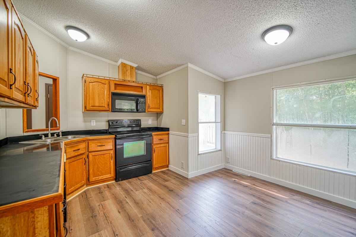 108 Hunters Run Rd Union Union, SC 29379 - Photo 8 of 27