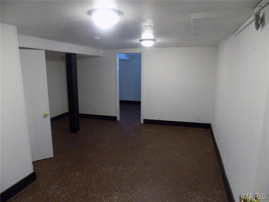 8706 Kendale Drive Bel-Ridge, MO 63121 - Photo 12 of 19