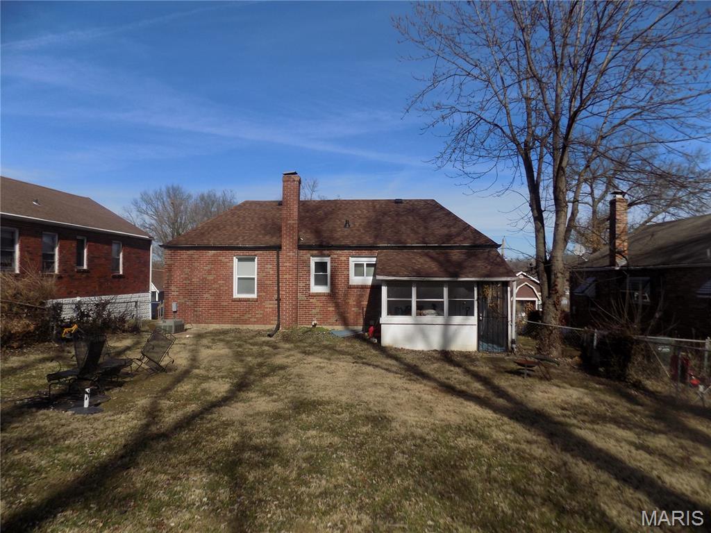 8706 Kendale Drive Bel-Ridge, MO 63121 - Photo 18 of 19