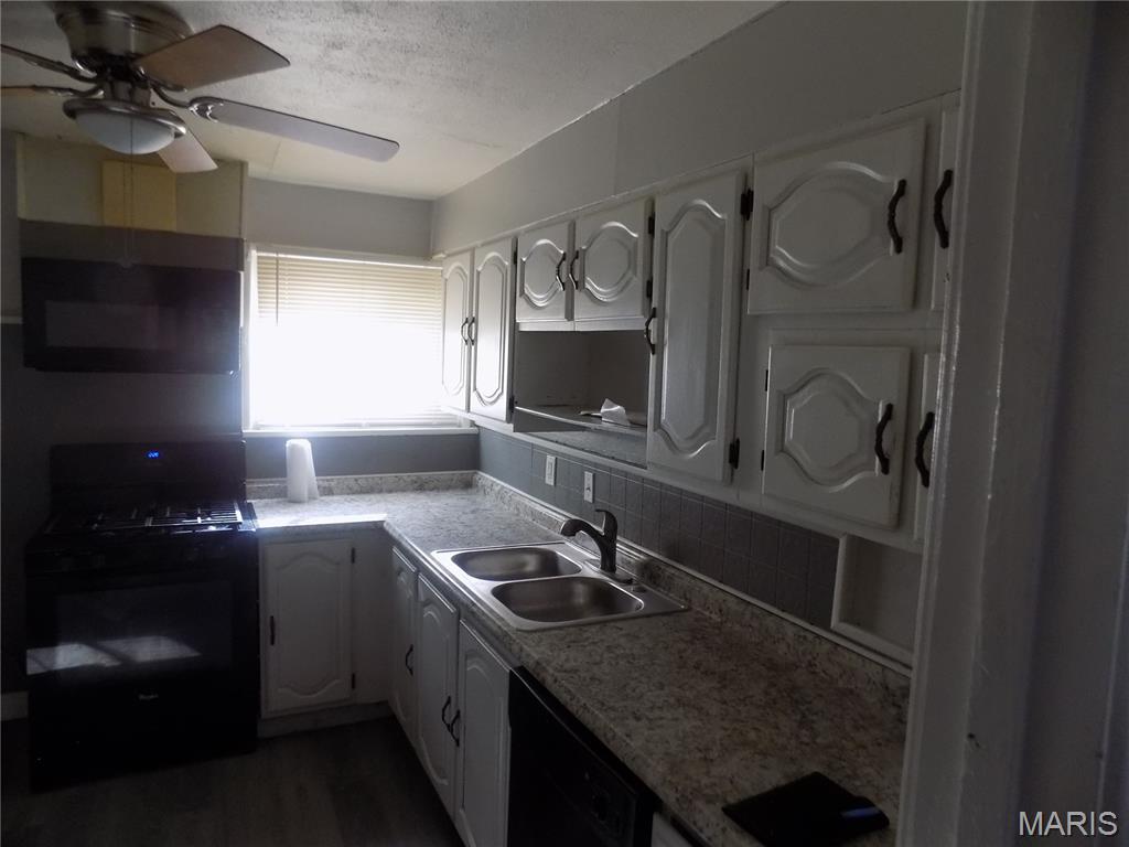 8706 Kendale Drive Bel-Ridge, MO 63121 - Photo 9 of 19