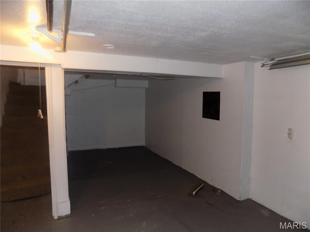 8706 Kendale Drive Bel-Ridge, MO 63121 - Photo 10 of 19