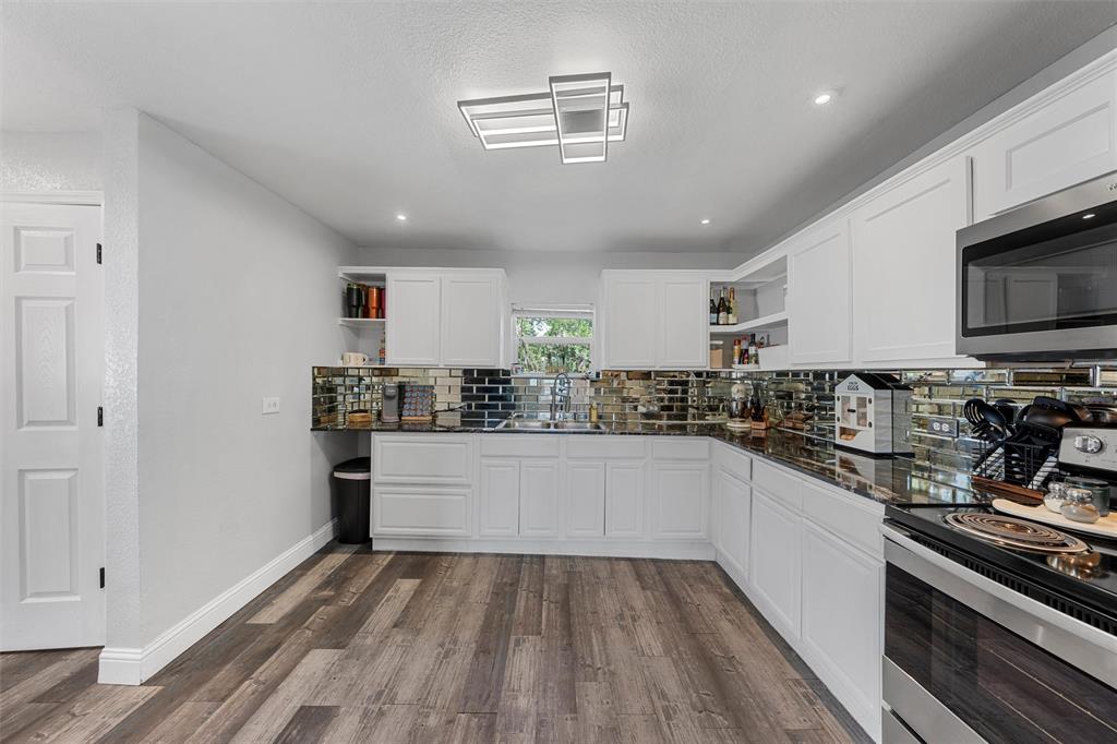 1130 Kellum Street Waco, TX 76704 - Photo 5 of 15