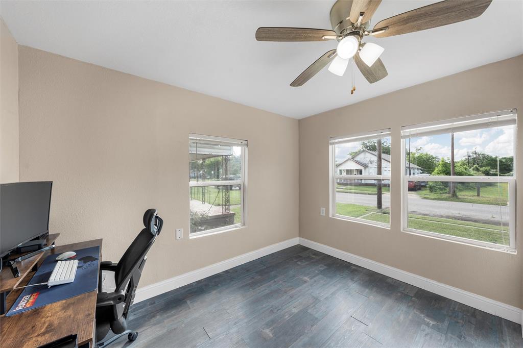 1130 Kellum Street Waco, TX 76704 - Photo 10 of 15