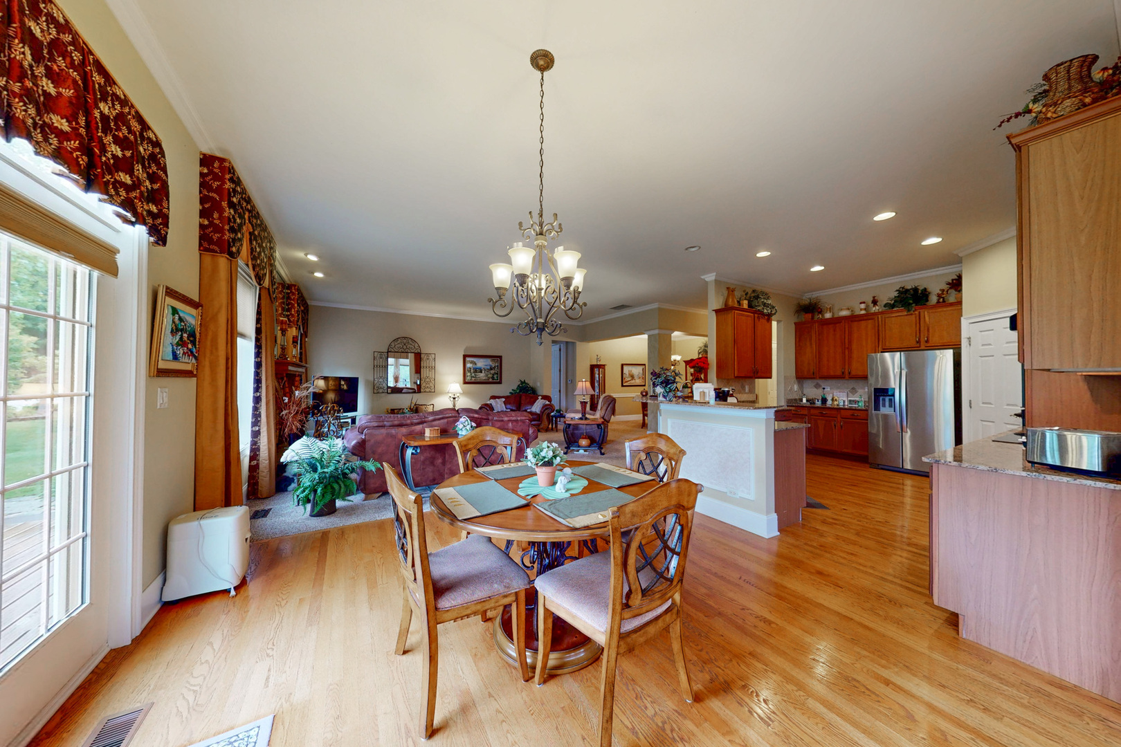 1043 Ridgeview Drive Inverness, IL 60010 - Photo 12 of 40 Gallery Image 12
