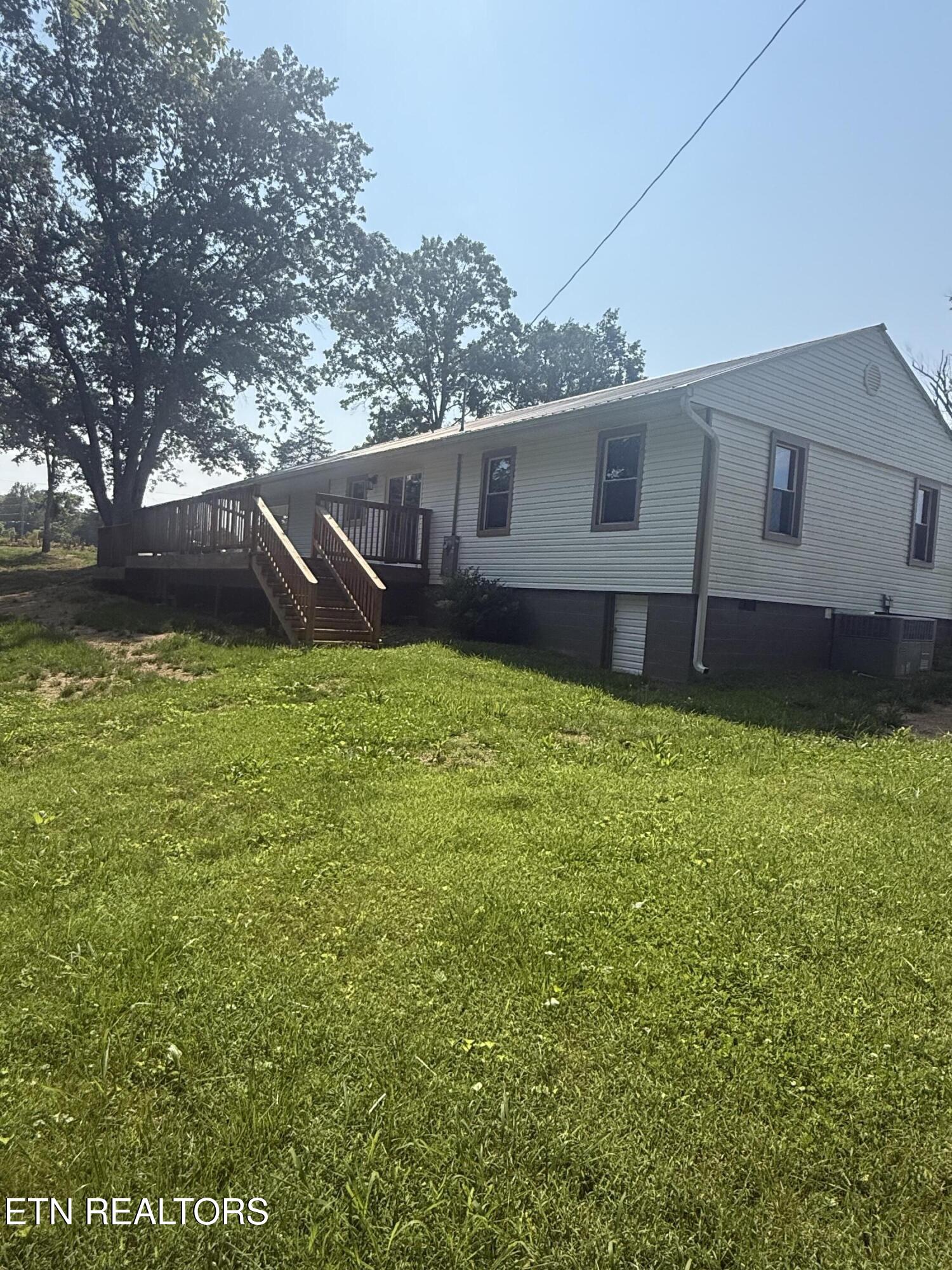 1184 Davis Chapel Road La Follette, TN 37766 - Photo 8 of 45 IMG_0880