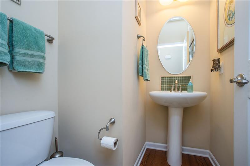 341 Rocky Ridge Road Bethel Park, PA 15102 - Photo 14 of 25 Gallery Image 14