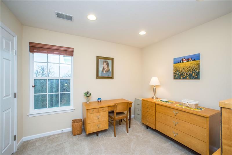 341 Rocky Ridge Road Bethel Park, PA 15102 - Photo 20 of 25 Gallery Image 20