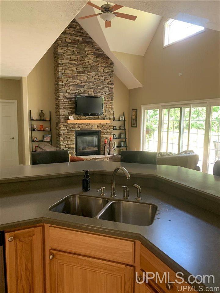 8214 W Pine Ridge Road Manistique, MI 49854 - Photo 9 of 44