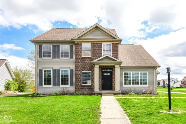 $329,900 | 5249 Hickory Lake Drive, Indianapolis, IN 46235