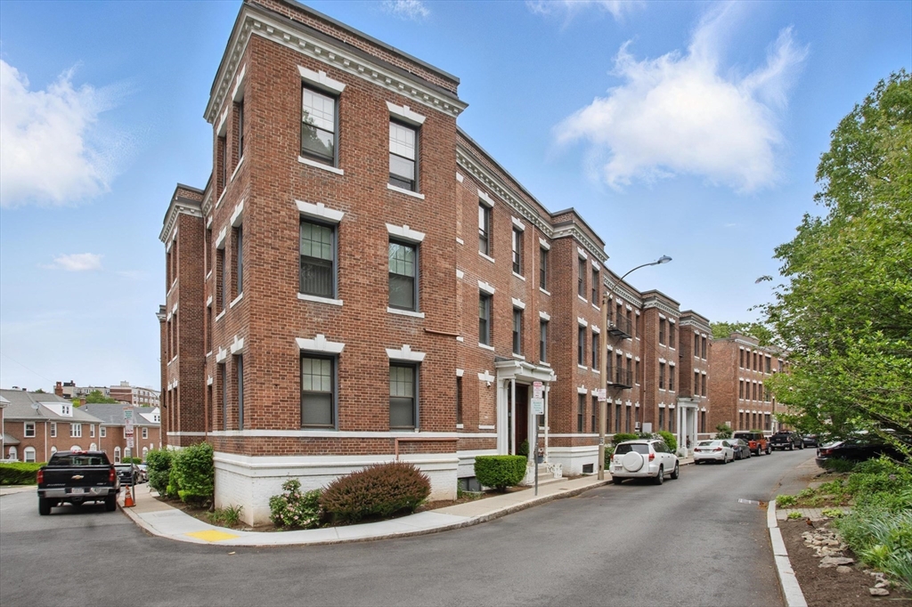 30 Kinross Road, Unit 2 Boston, MA 02135 - Photo 16 of 17 Gallery Image 16