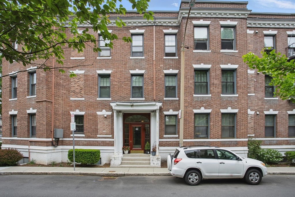 30 Kinross Road, Unit 2 Boston, MA 02135 - Photo 8 of 17 Gallery Image 8