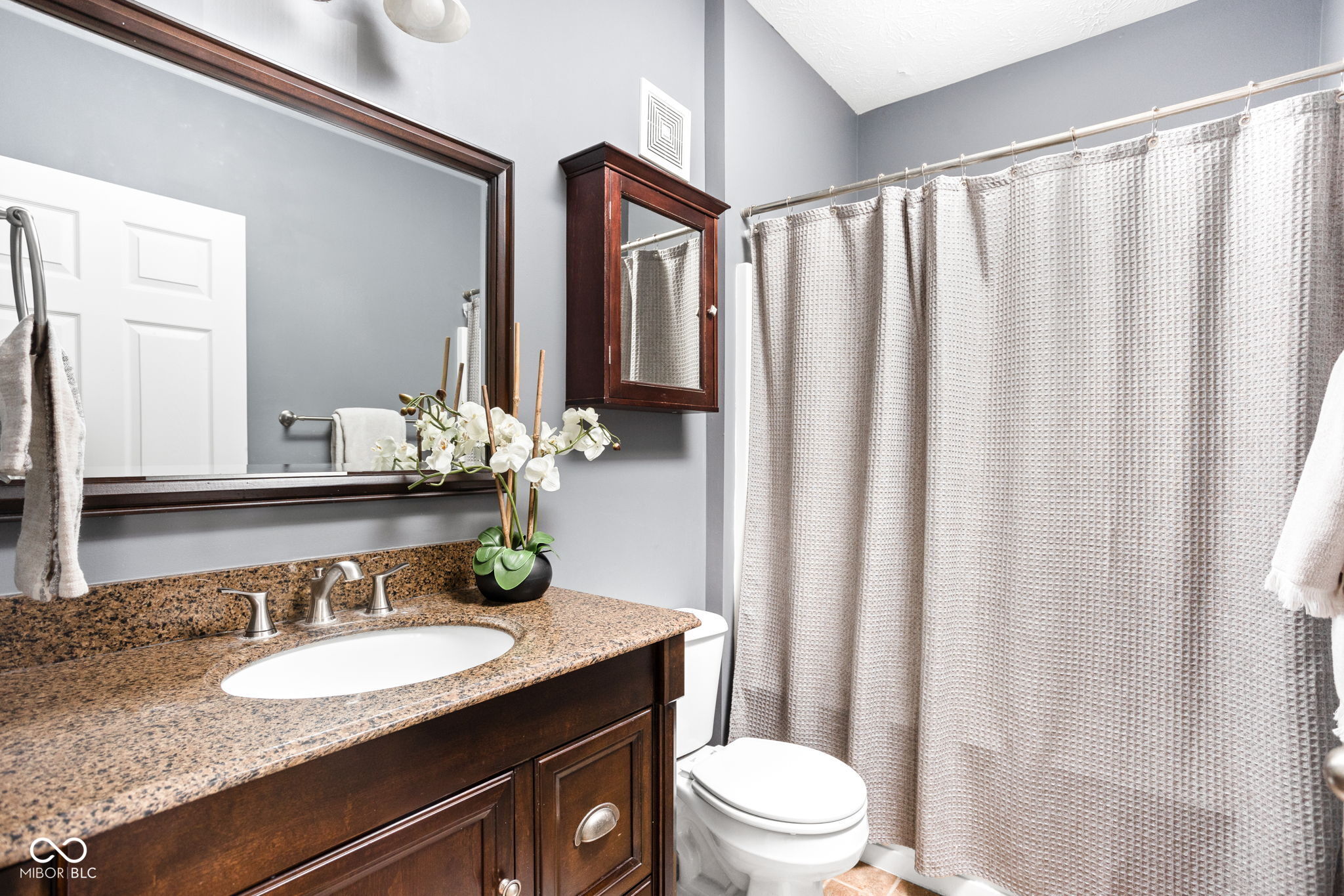 1026 Reserve Way Indianapolis, IN 46220 - Photo 17 of 39