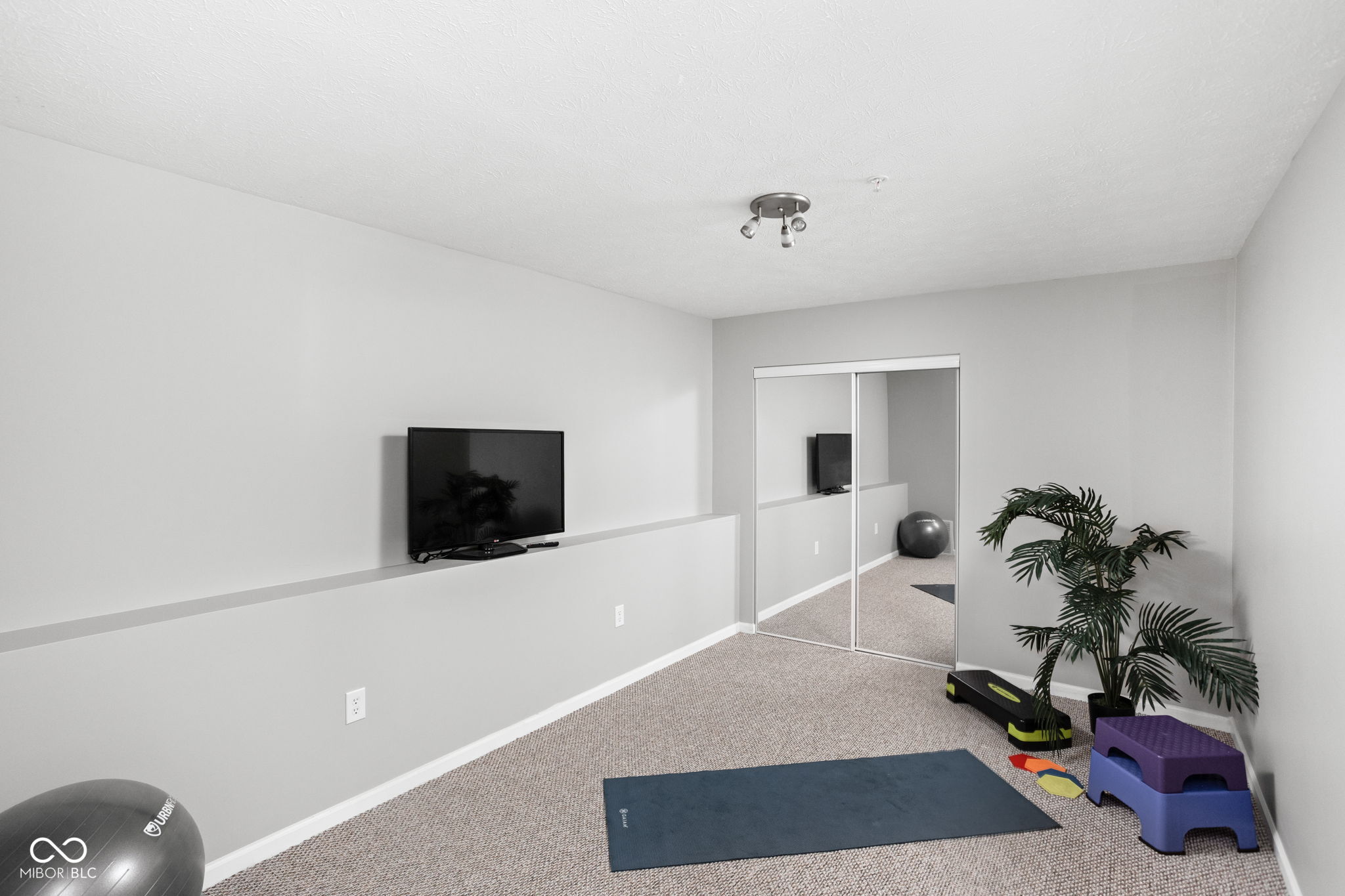 1026 Reserve Way Indianapolis, IN 46220 - Photo 24 of 39