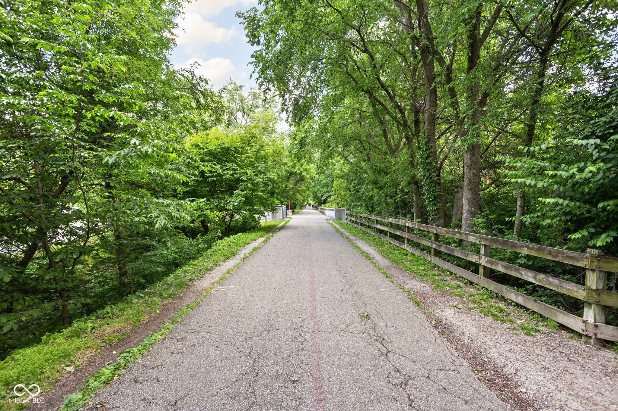 1026 Reserve Way Indianapolis, IN 46220 - Photo 29 of 39