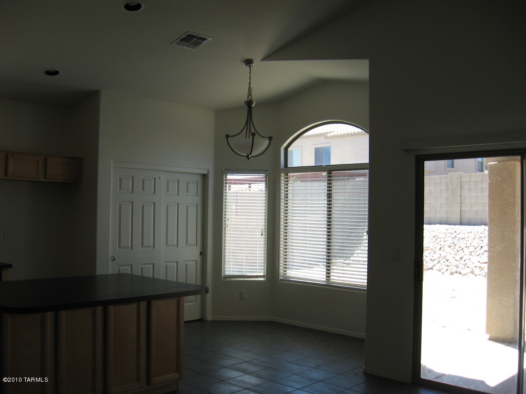 60948 Rock Ledge Loop Tucson, AZ 85739 - Photo 13 of 15