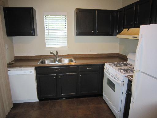 86 Gant Circle, Unit H Streamwood, IL 60107 - Photo 3 of 9