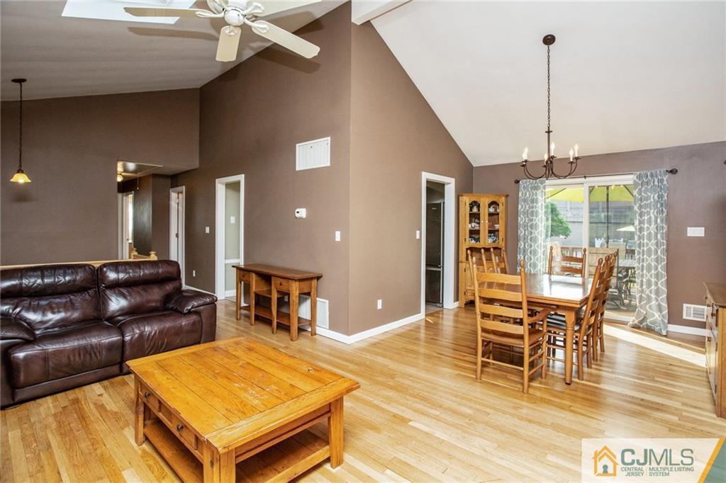 3 Sherry Road East Brunswick, NJ 08816 - Photo 4 of 21 Gallery Image 4