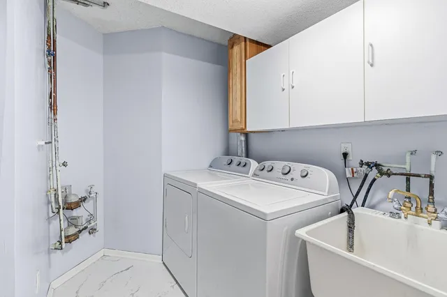 $232,000 | 5527 East Bavarian Pass, Fridley, MN 55432