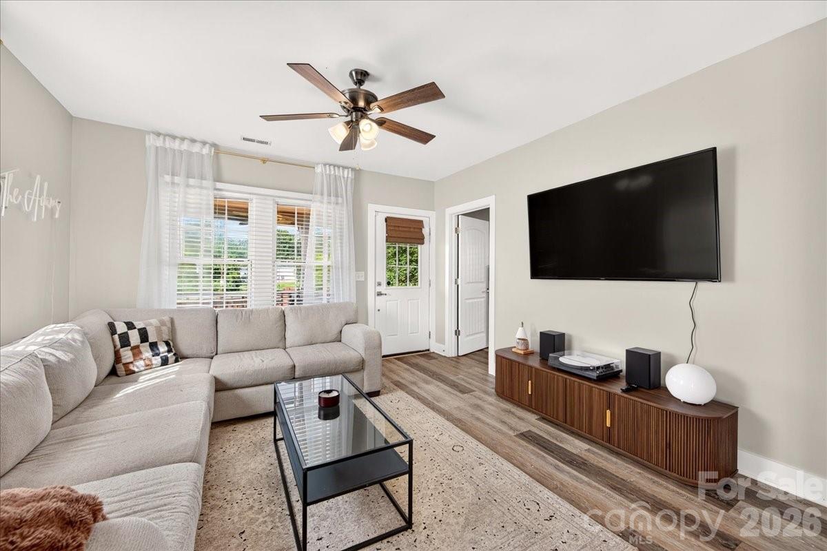 3331 Tuckaseegee Road Charlotte, NC 28208 - Photo 12 of 44 Gallery Image 12