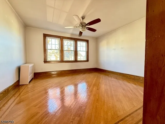 $2,200 | 19 Harding Street, Unit 2, Maplewood, NJ 07040