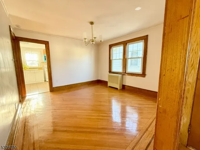 $2,200 | 19 Harding Street, Unit 2, Maplewood, NJ 07040