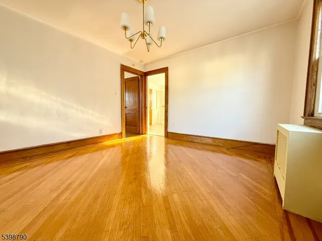 $2,200 | 19 Harding Street, Unit 2, Maplewood, NJ 07040