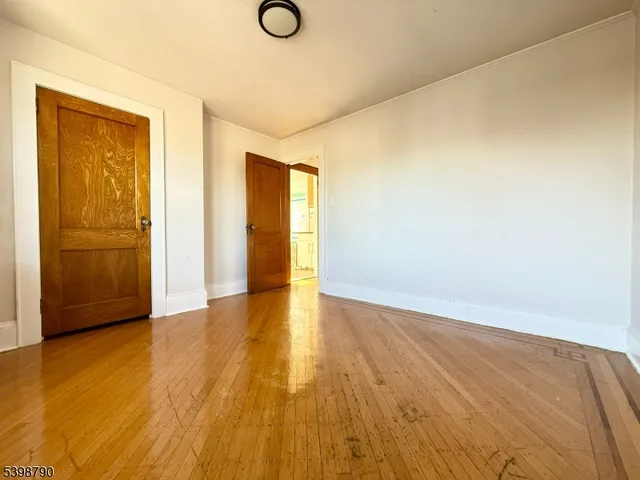 $2,200 | 19 Harding Street, Unit 2, Maplewood, NJ 07040