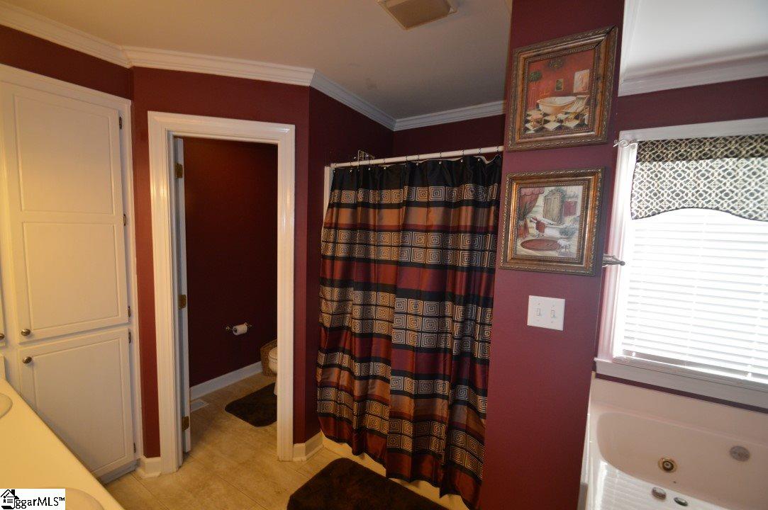 129 Sheldon Drive Moore, SC 29369 - Photo 15 of 29 Gallery Image 15
