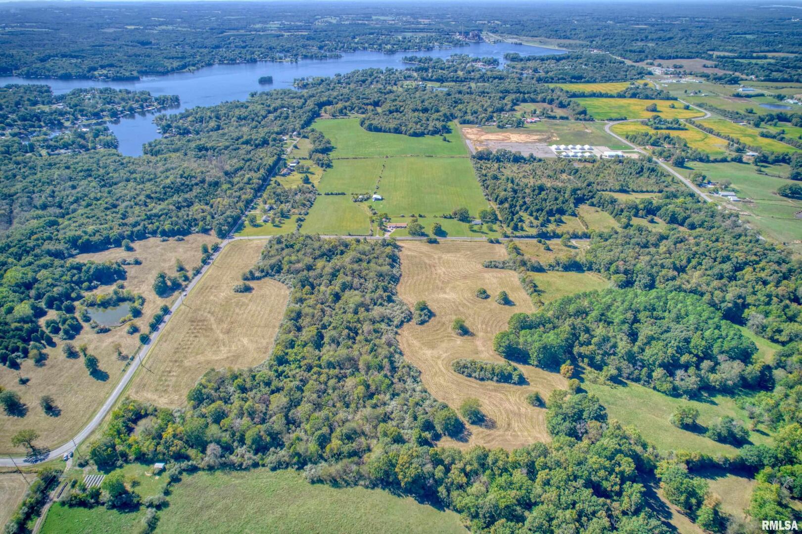 0 Cobb Hill Road Creal Springs, IL 62922 - Photo 9 of 17 a view of city and mountain