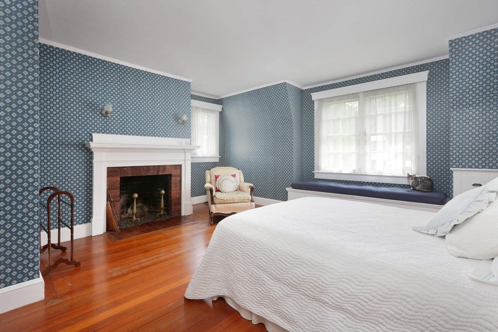 45 Waterston Road Newton, MA 02458 - Photo 14 of 24