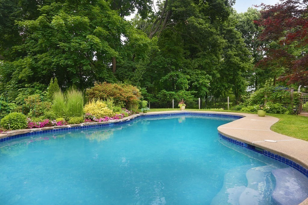 45 Waterston Road Newton, MA 02458 - Photo 19 of 24