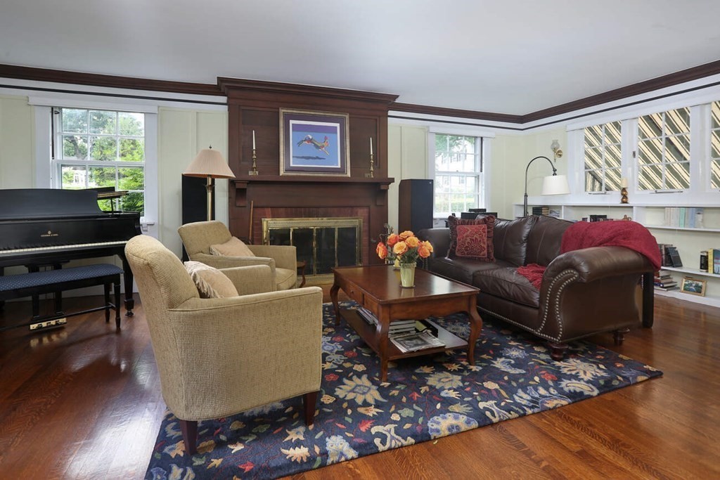 45 Waterston Road Newton, MA 02458 - Photo 5 of 24