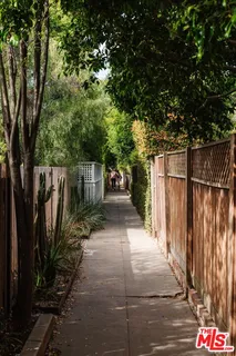 $2,495,000 | 703 Marco Place, Venice, CA 90291