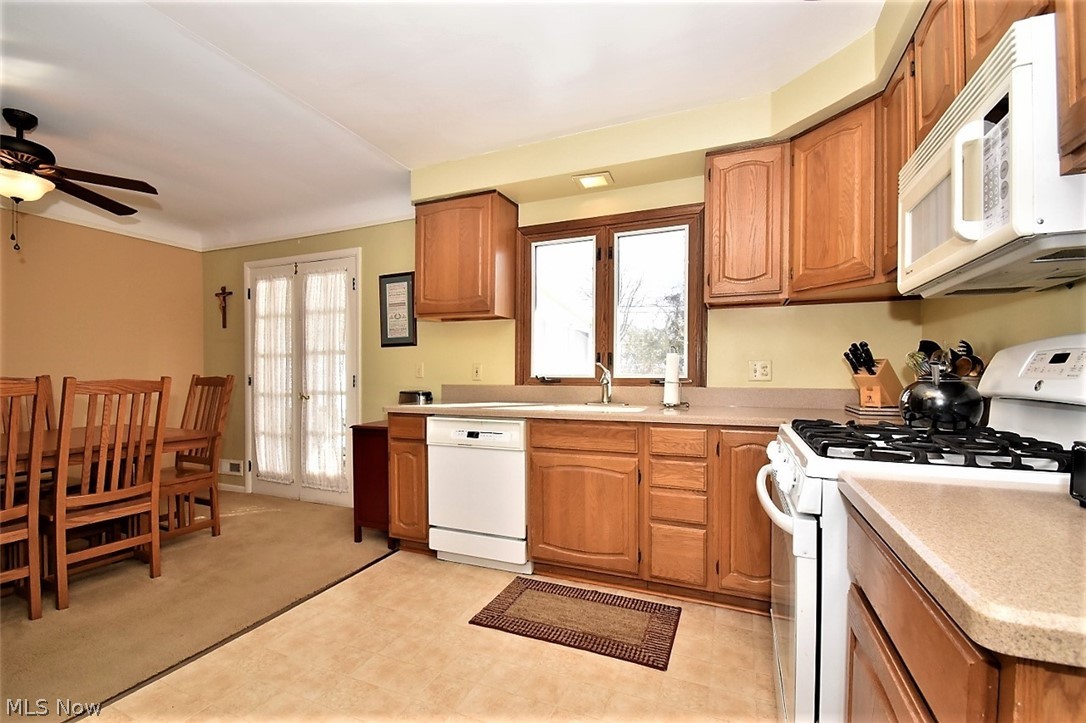 1179 Blanchester Road Lyndhurst, OH 44124 - Photo 12 of 32