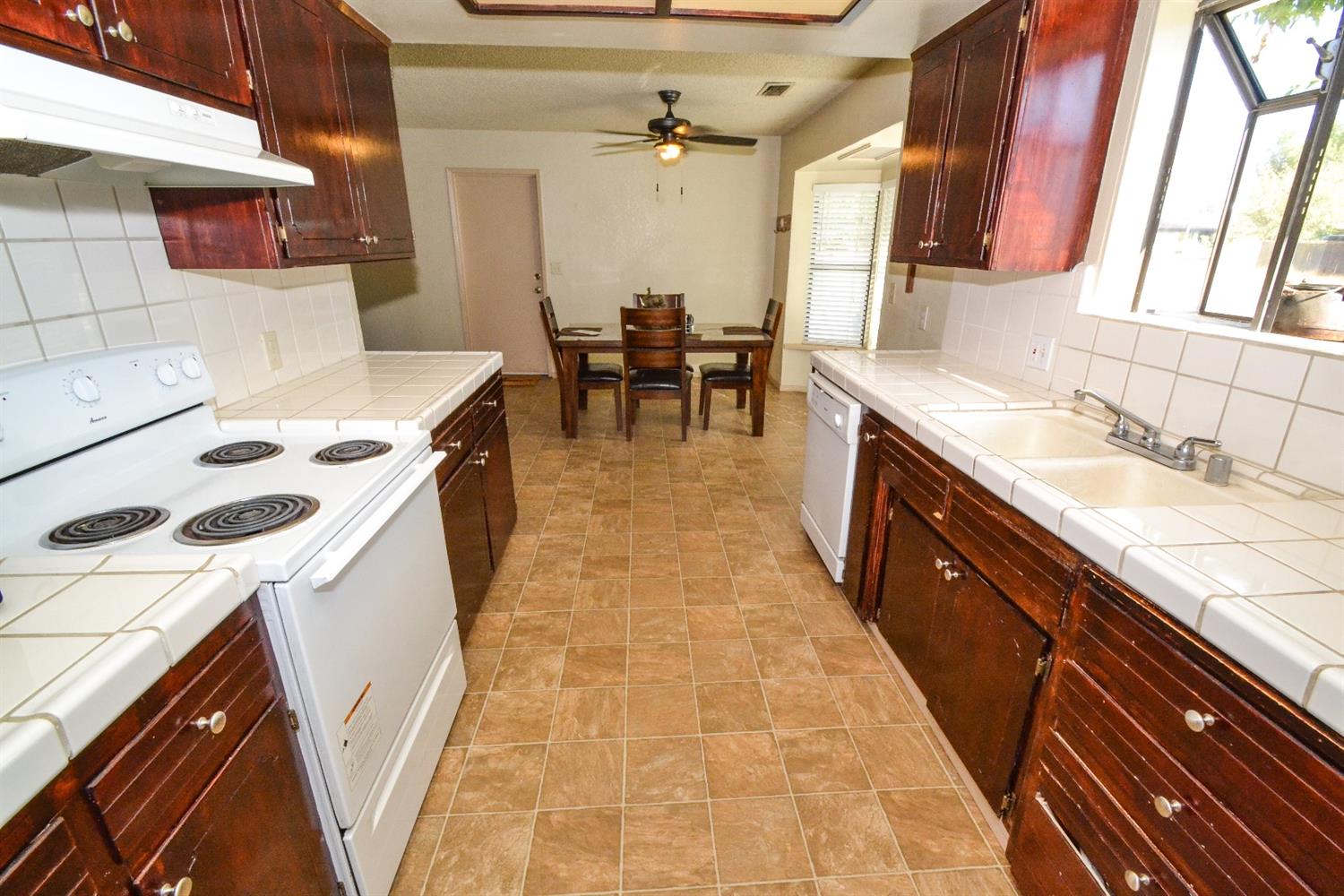 18385 Daley Road Madera, CA 93638 - Photo 8 of 17 Gallery Image 8
