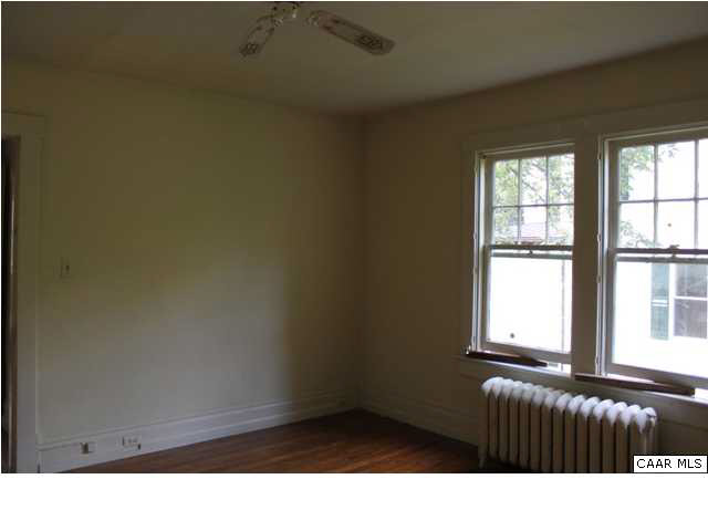 910 Rugby Road Charlottesville, VA 22903 - Photo 18 of 23 Gallery Image 18