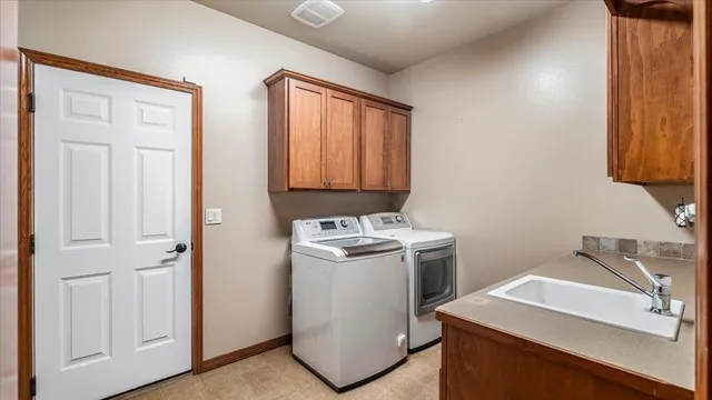 $1,150,000 | 18015 North Ranchette Road, Colbert, WA 99005