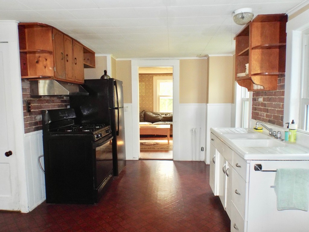 175 Millers Falls Road Northfield, MA 01360 - Photo 6 of 30 Gallery Image 6