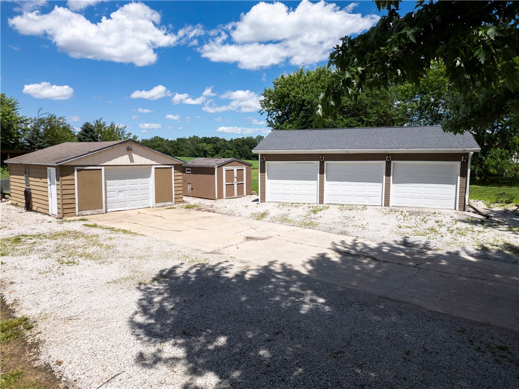 13079 East 2210 North Road Danville, IL 61834 - Photo 10 of 37
