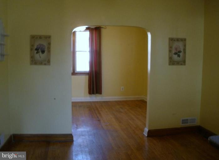 309 Townsend Road Essex, MD 21221 - Photo 3 of 14 Dining Area