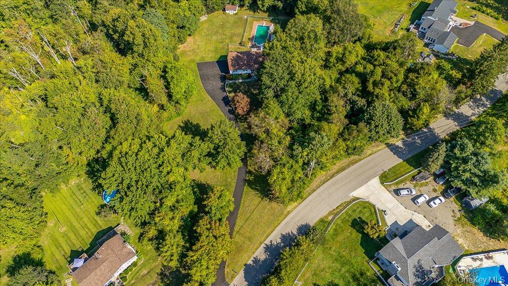 9 Van Vlack Road Hopewell Junction, NY 12533 - Photo 11 of 37