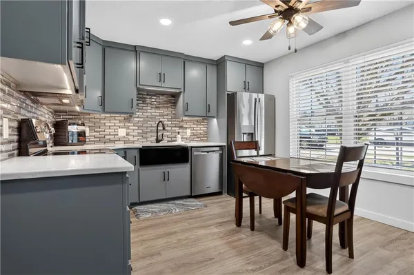 $250,000 | 201 Stonebridge Lane, Smithville, MO 64089