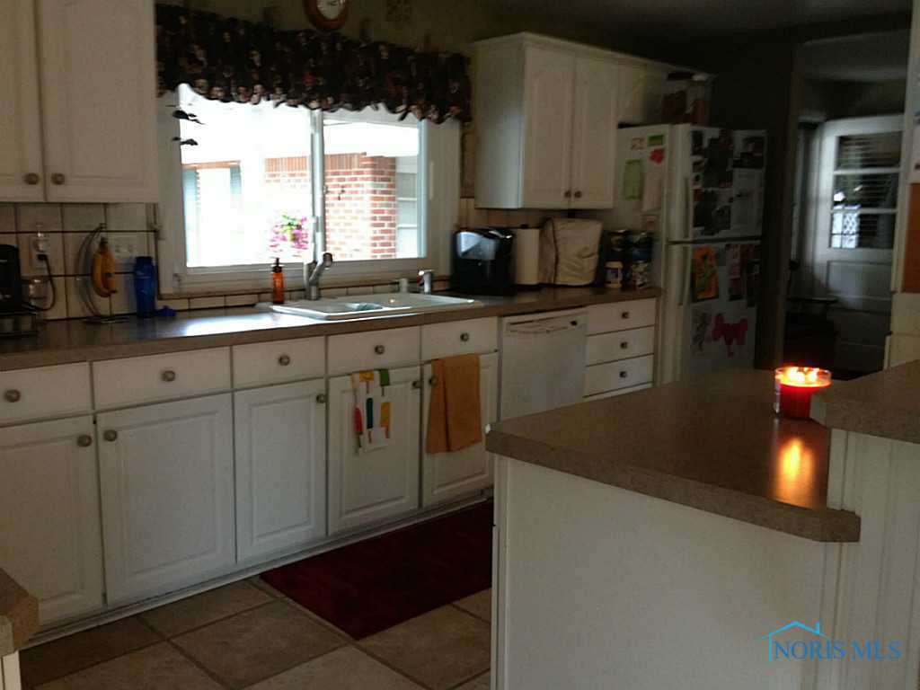2830 Evergreen Road Toledo, OH 43606 - Photo 11 of 20 Gallery Image 11