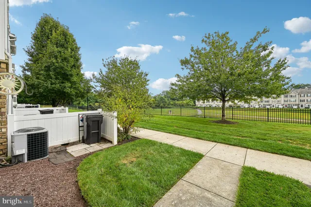 $330,000 | 6467 Cornwall Drive, Unit 56, Eldersburg, MD 21784