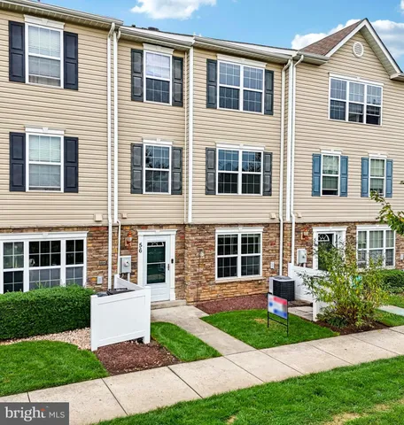 $330,000 | 6467 Cornwall Drive, Unit 56, Eldersburg, MD 21784