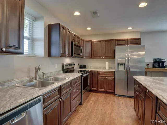 $200,000 | 28853 State Hwy Z, La Grange, MO 63448