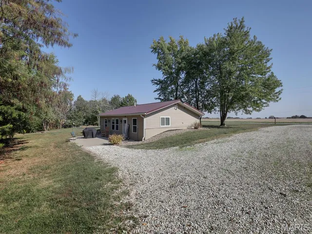 $200,000 | 28853 State Hwy Z, La Grange, MO 63448