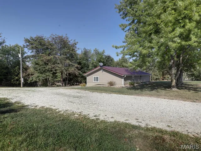 $200,000 | 28853 State Hwy Z, La Grange, MO 63448