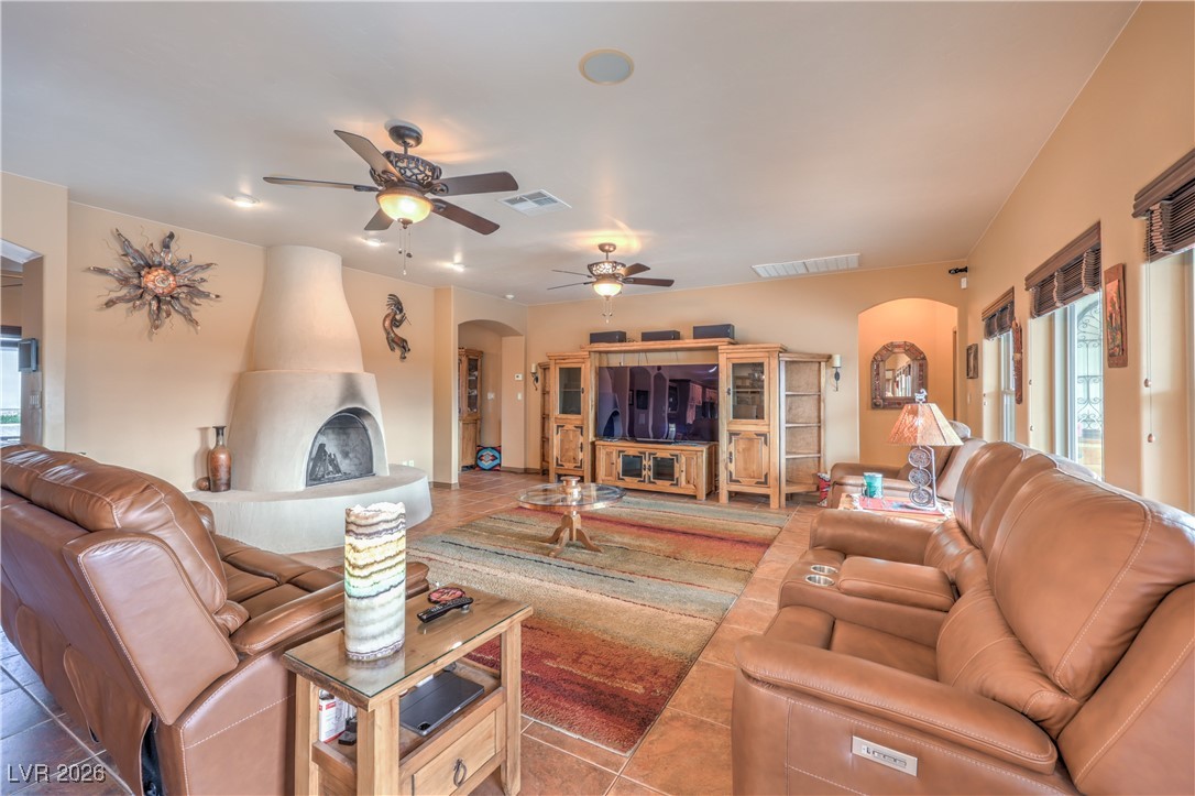 1122 Thomas Bay Circle Logandale, NV 89021 - Photo 14 of 55